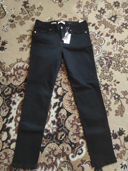 Джинсы женские черные