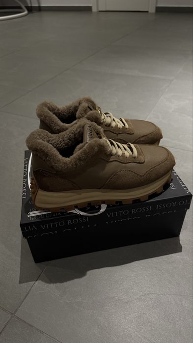 Кросівк жіночі зимові LONZA