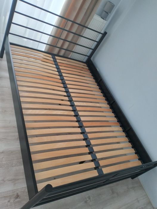 Łóżko sypialniane metalowe 160x200