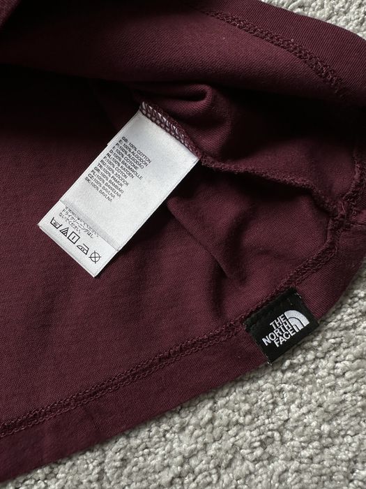 Футболка The North Face жіноча б/в