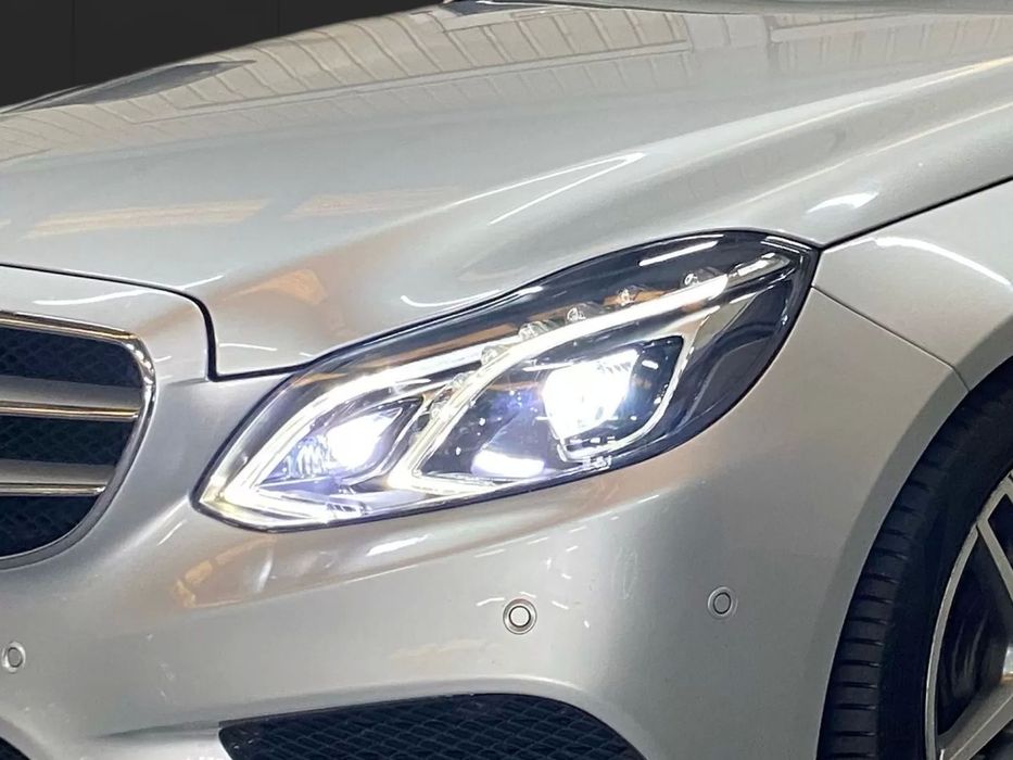 Mercedes-Benz E 250 BlueTEC Avantgarde Auto