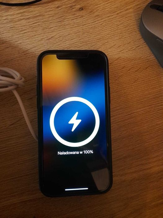 Ładowarka indukcyjna do telefonu - meblowa 60mm