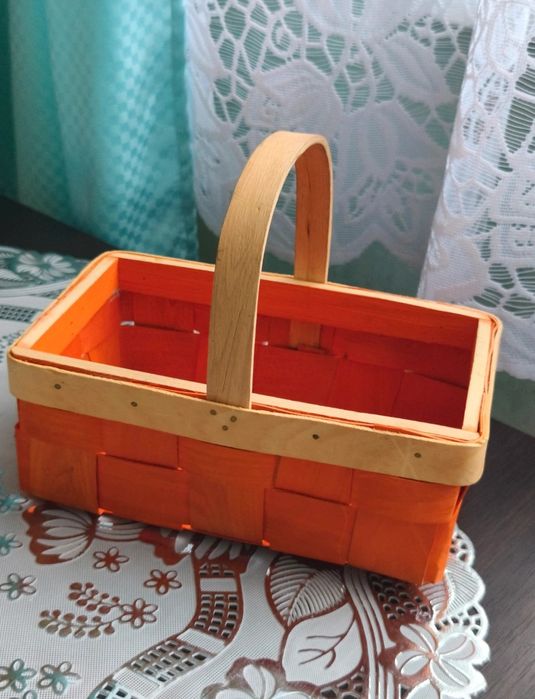 Koszyk ozdobny prezentowy z rączką