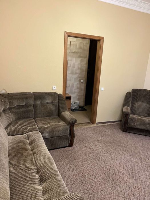 Продаж квартири вул. Басейна,17