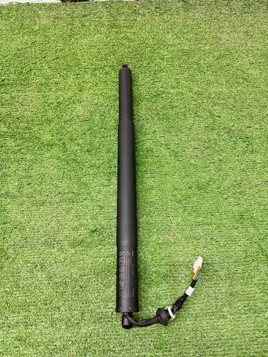 Амортизатор кришки багажника BMW X5 G05 БМВ Г05 ляди привода РАЗБОРКА