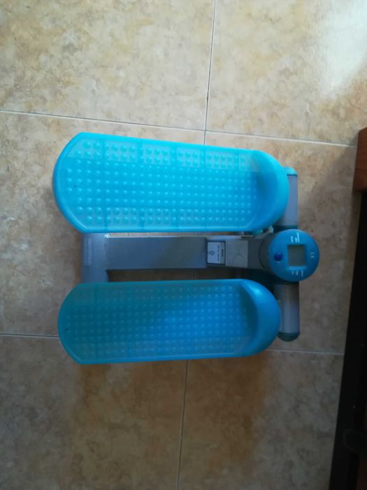 Domyos Stationary Bike, Lightly Used, Electronic Display Functional64739969234819124