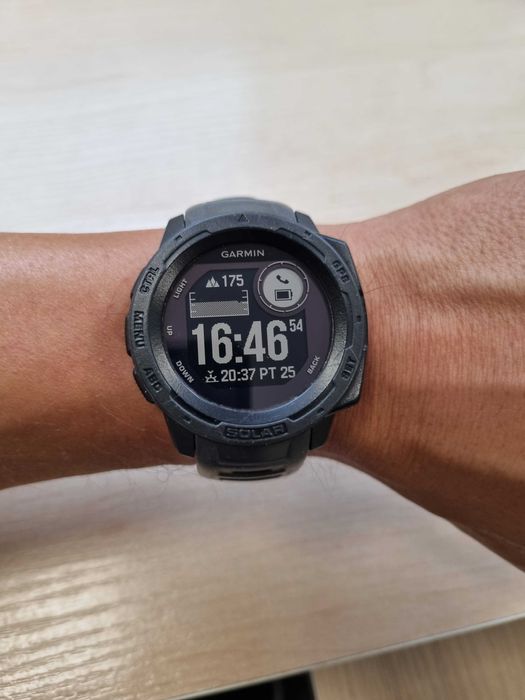 Garmin Instinct Solar - ładny zegarek sport i elegancja
