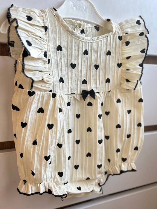 Боді, бодік на 6-9міс новий