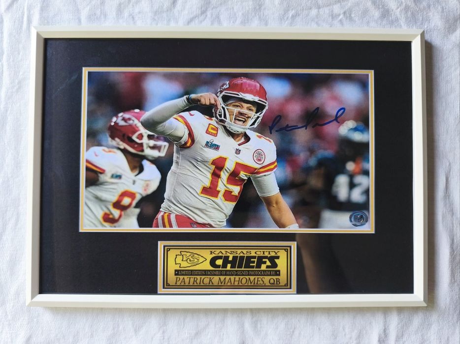 Moldura Kansas City Chiefs Super Bowl - Patrick Mahomes com Autógrafo