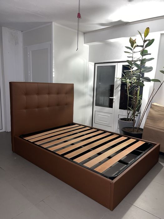 Cama estufada 140 x 190
