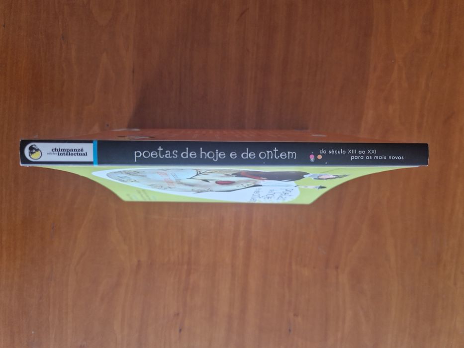 Livro infantil e juvenil "Poetas de Hoje e de Ontem"