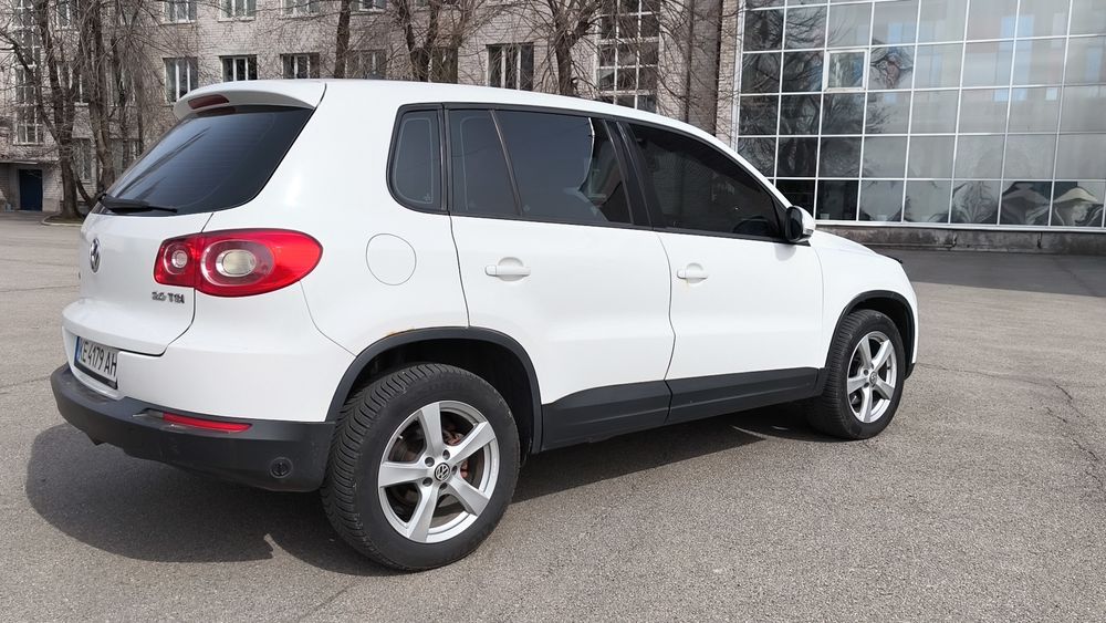 Volkswagen Tiguan 2.0 TSI