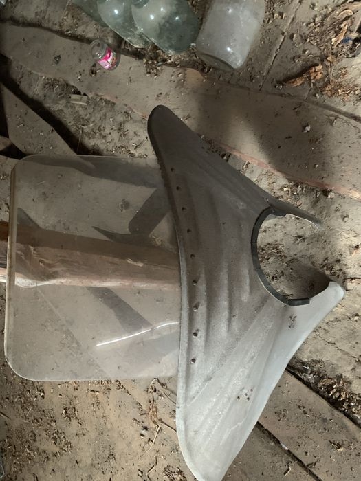 Продам вітрове скло на мото