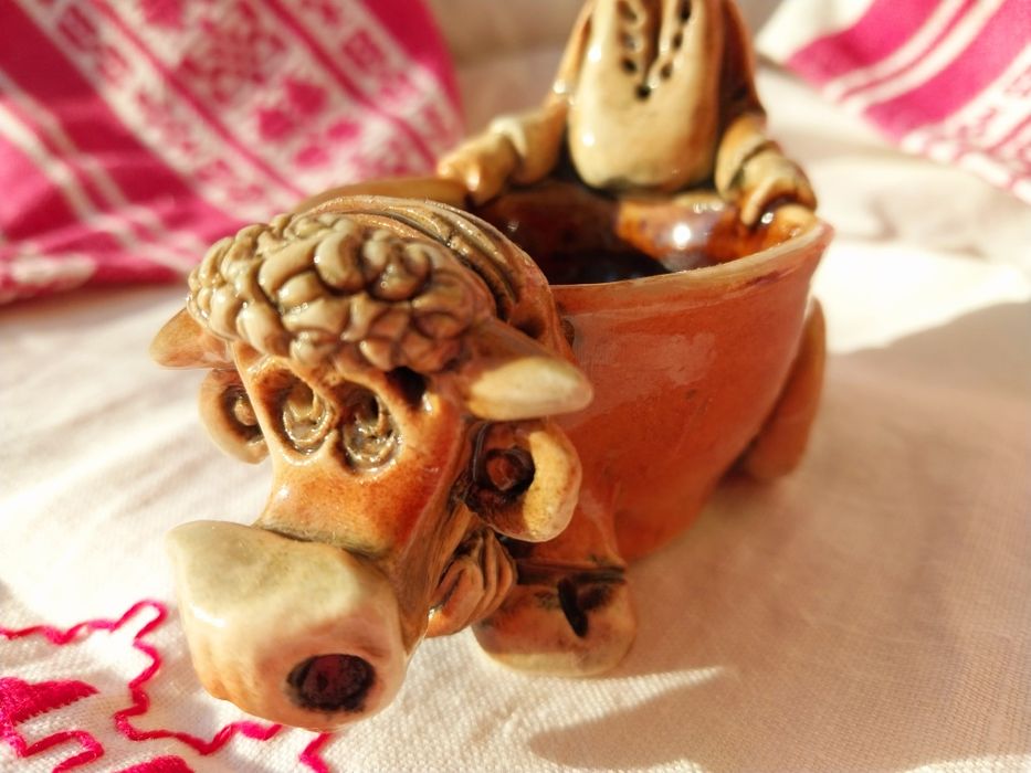 Авторська сільничка з серії Чумаки глина ліплення полива 2005р 11/6/10