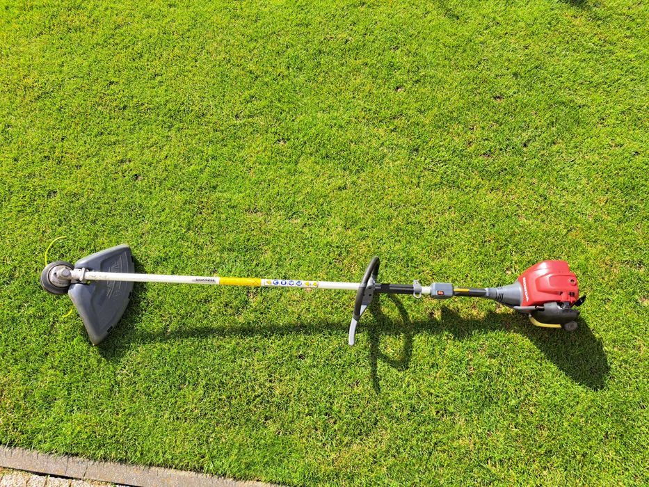 Kosa podkaszarka spalinowa Honda UMK 425E silnik GX25 4T stihl