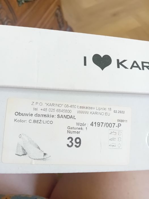 Buty Karino na komunię r.39 skóra