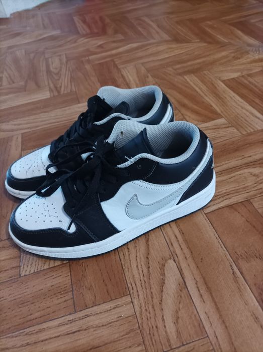 Кросівки для підлітка