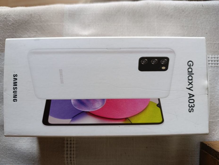 Smartfon Samsung Galaxy 03s