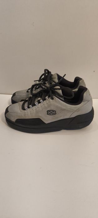 Nr 42 Buty Skechers Rolki Stan Bardzo Dobry.