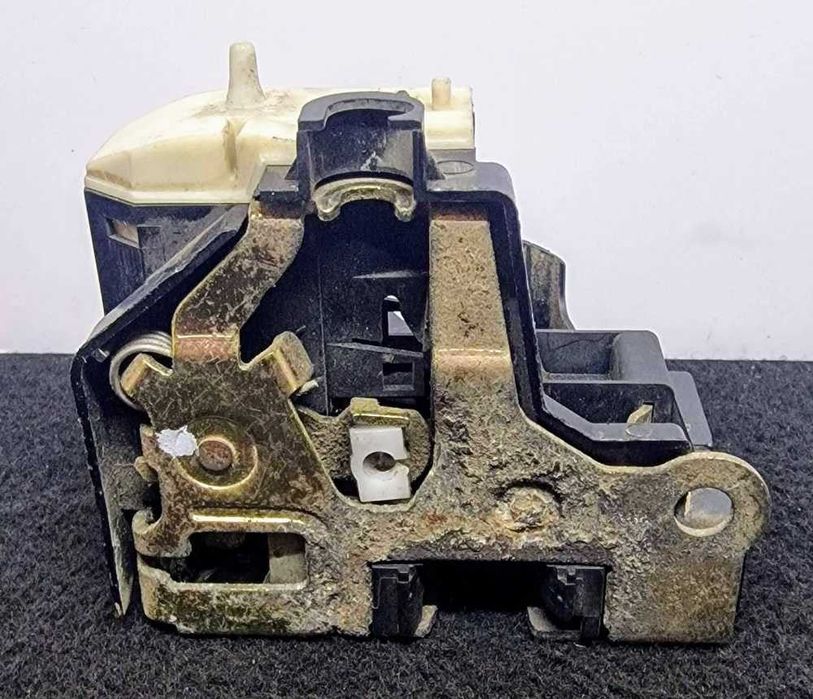 Fechadura / Fecho Porta Frente Esquerdo - RENAULT CLIO II