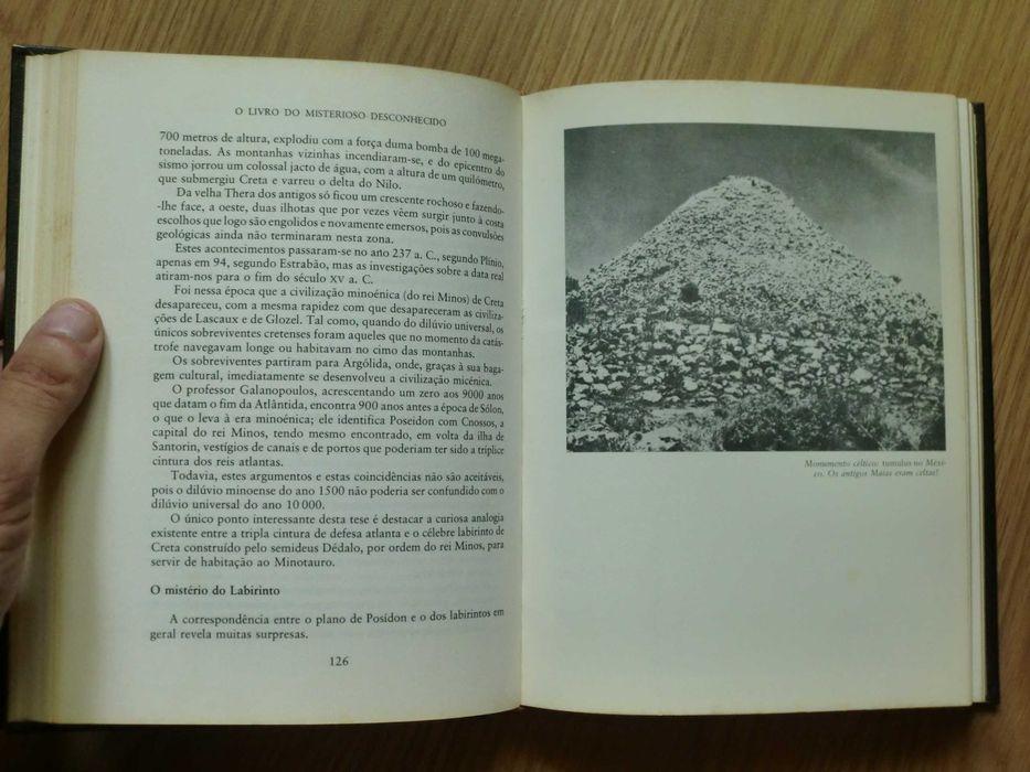 O Livro do Misterioso Desconhecido de Robert Charroux