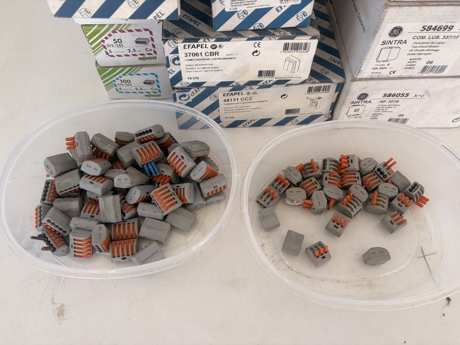 Vendo material elétrico