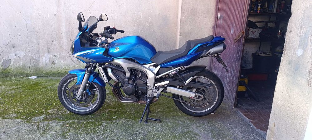 YAMAHA FAZER 600 S2 2009