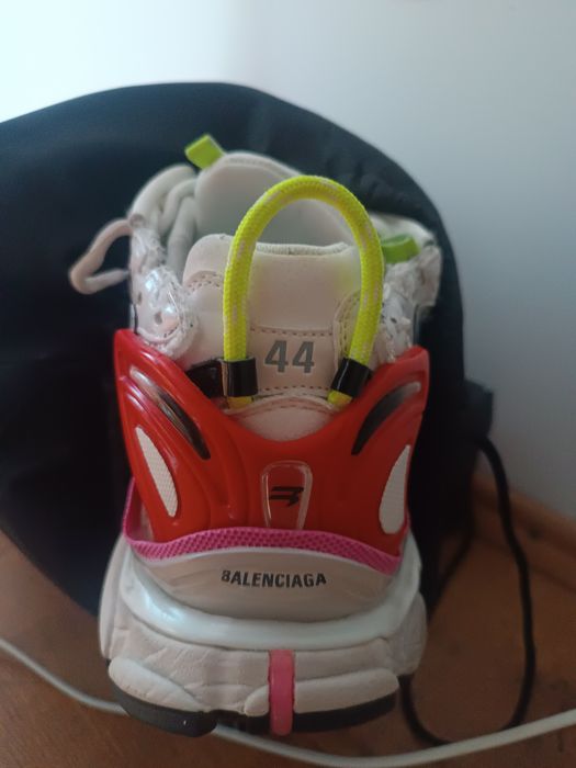 balenciaga runners multicolor