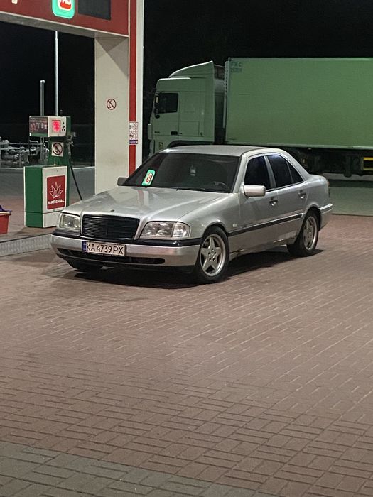 Продам Mercedes-Benz C-Class (W202)