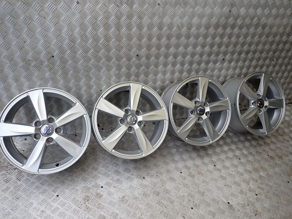 FELGI ALUMINIOWE VOLVO  7JX16  ET 50  5X108  31317285