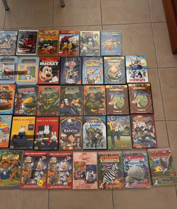 Coleção de 61 DVDs/Filmes infatis
