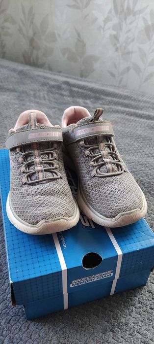 Кросівки демі Skechers літо , тепла весна,  для дівчинки 20.5 устілка