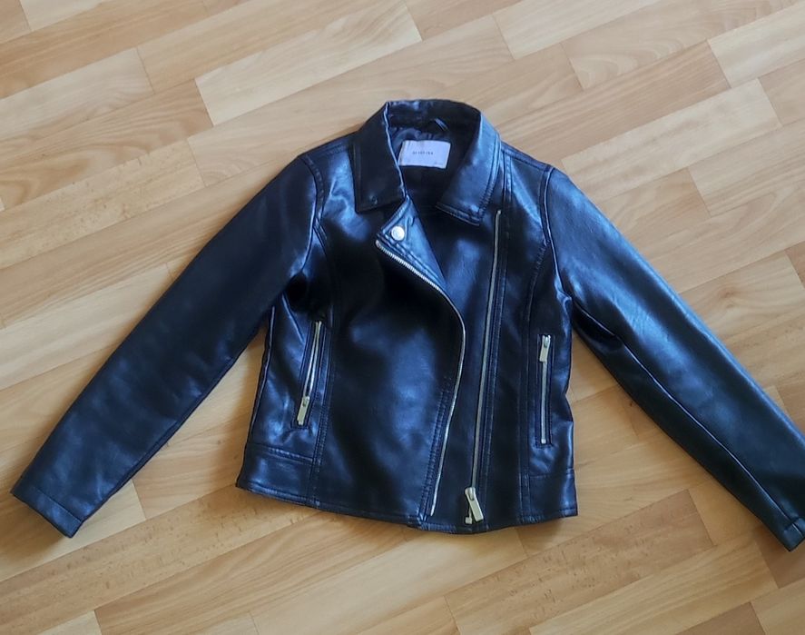 Куртка косуха розмір 134