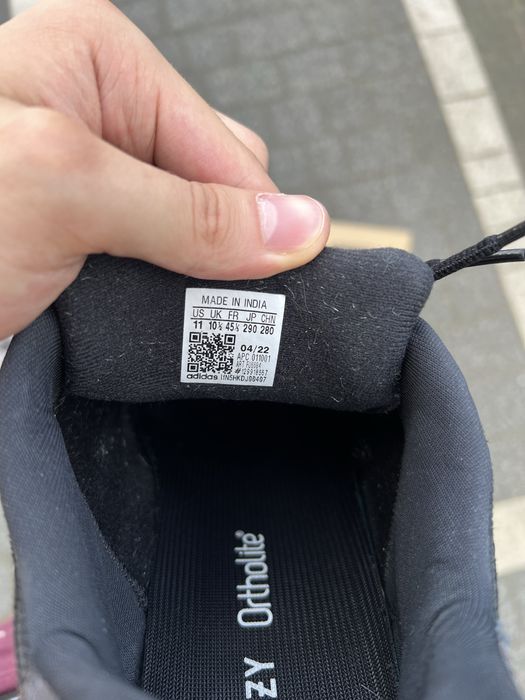 Adidas Yeezy Boost 700 V2 Vanta buty sneakersy czarne 45 1/3