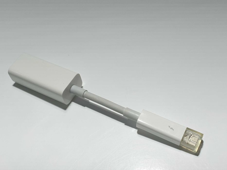 Apple Thunderbolt to Gigabit Ethernet  A1433 MD463ZM/A +кабель CAT6 3м