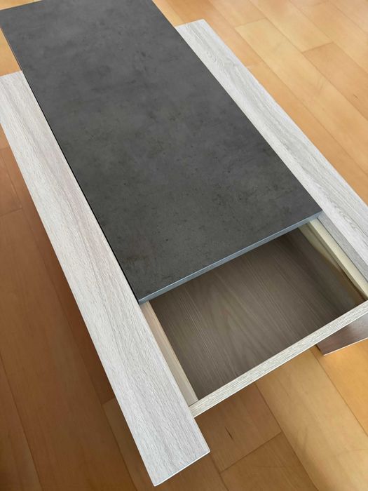 sala ( sofá, móvel tv, mesa de centro, mesa de sala e cadeiras )