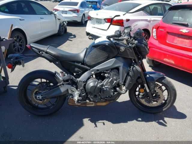 2023 YAMAHA MT09 C