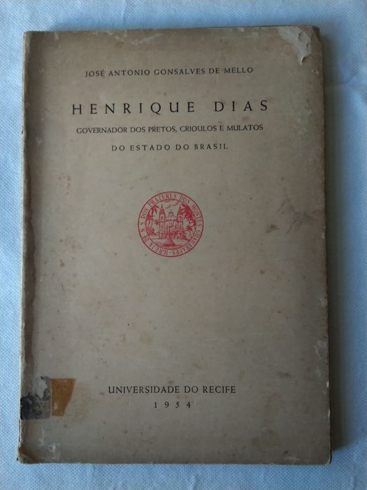 História . . . .