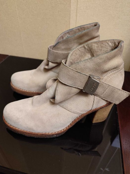Ботінки UGG 39р.