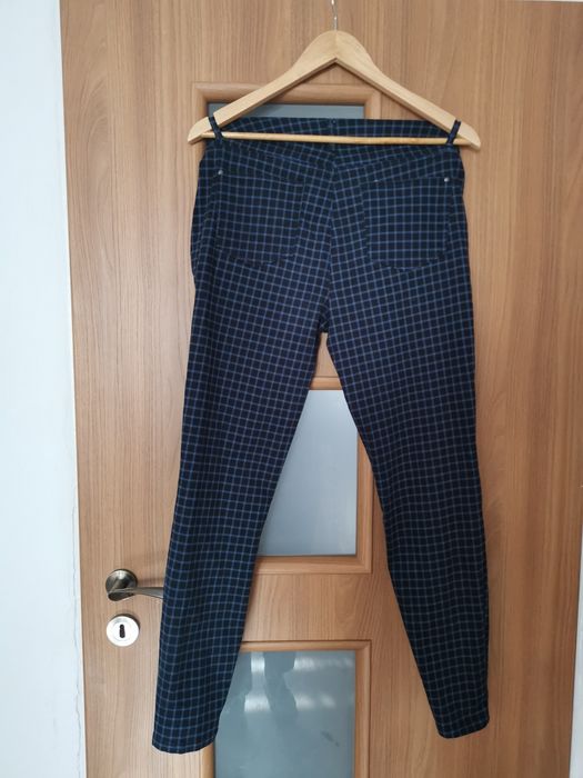 Urocze skiny damskie rozm 12