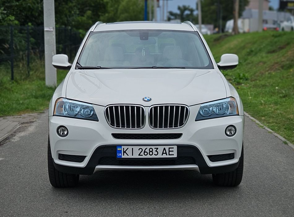 BMW X3 XDrive28i F25 2013р.в. Гарна комплектація та стан.