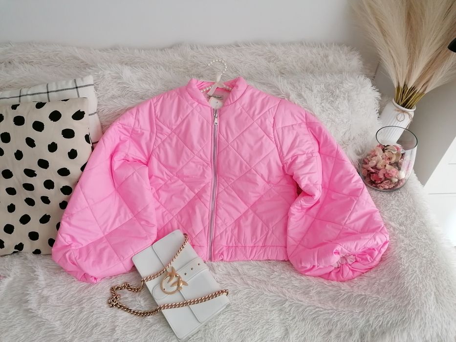 Różowa kurtka bomberka wiosenna