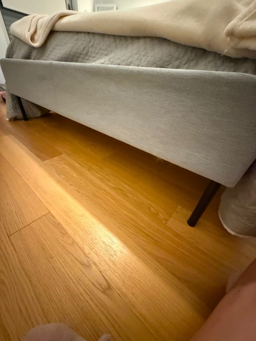 Cama de casal IKEA