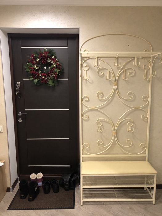 Вешалка кованая с банкеткой для обуви, прихожая кованая, пуф, полка,