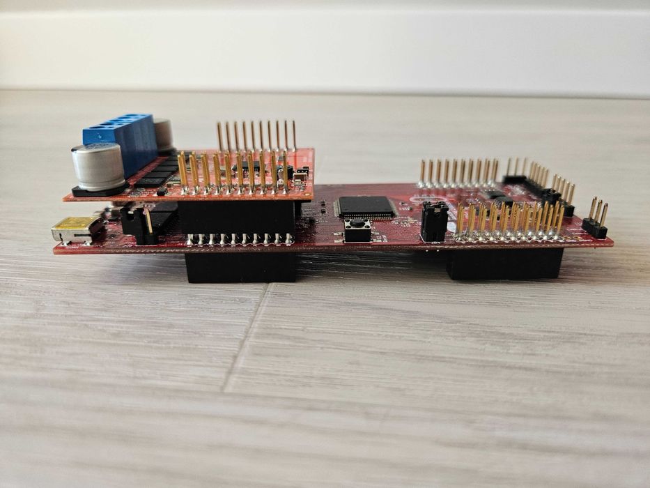 Набір для відладки LAUNCHXL-F28069M + BOOSTXL-DRV8305EVM