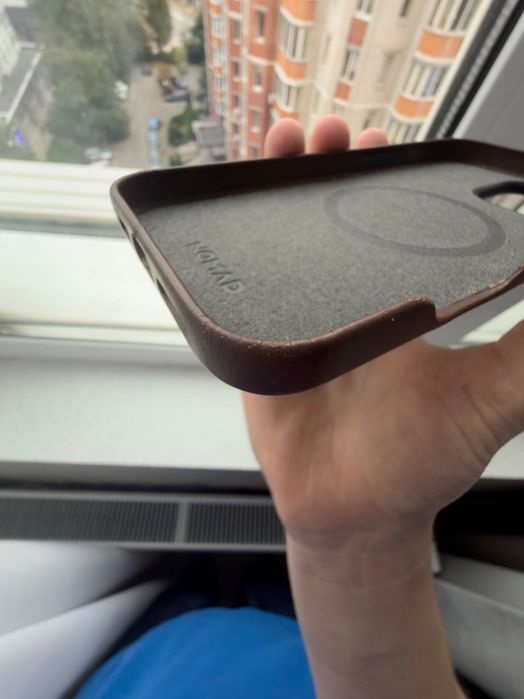 Шкіряний чохол Nomad Traditional Brown для iPhone 16 Pro Max