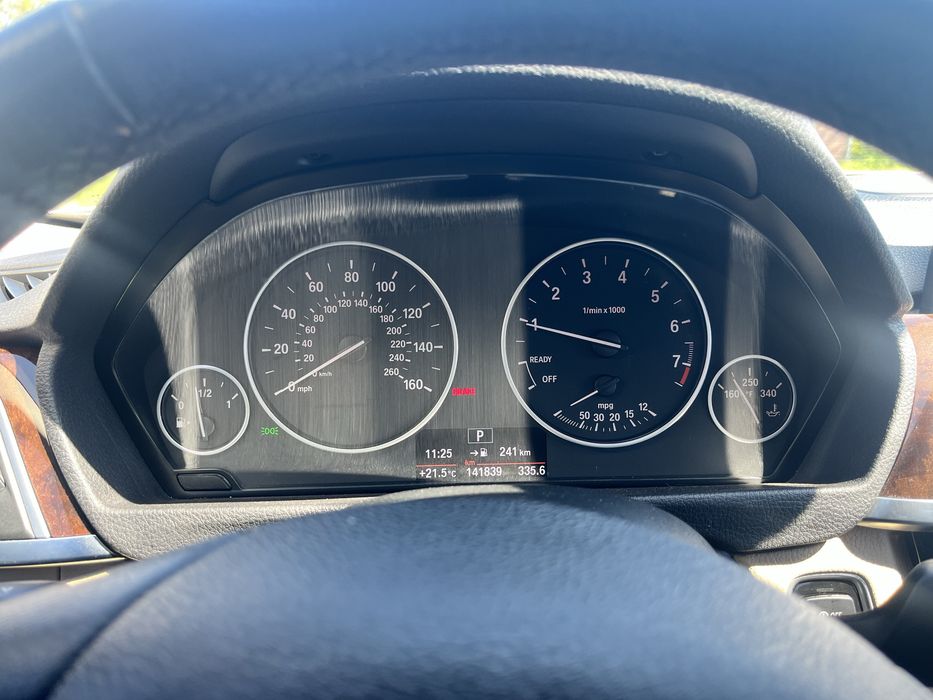 Продам BMW 320I (2016р)