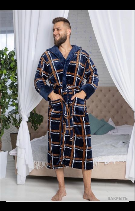 Чоловічі халати з капюшоном