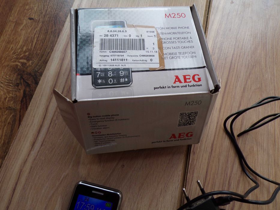 Telefon AEG duże cyfry, dla dziecka lub seniora
