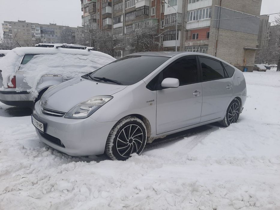 Ковпаки на колеса універсальні колпаки на диски з логотипом